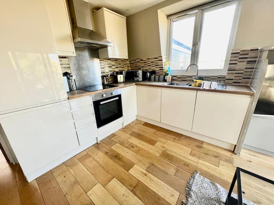 Lovely Two Bed Flat London Luaran gambar